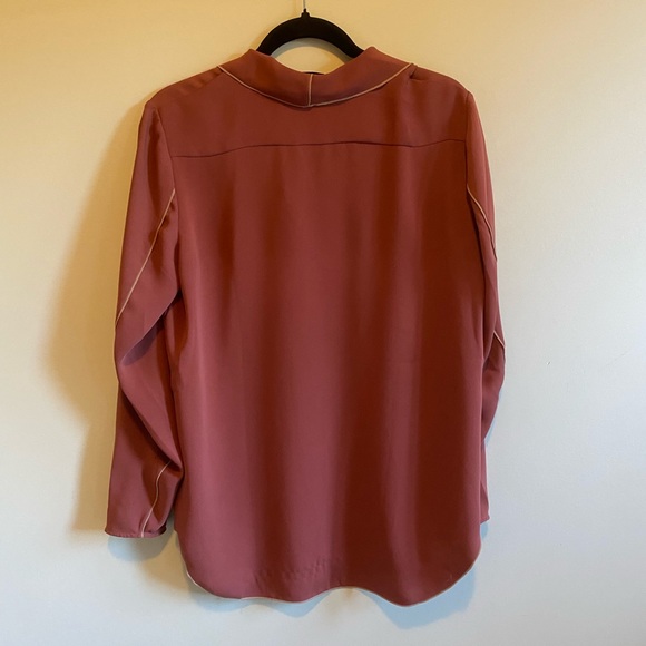 Aritzia | Blouse - Picture 2 of 3